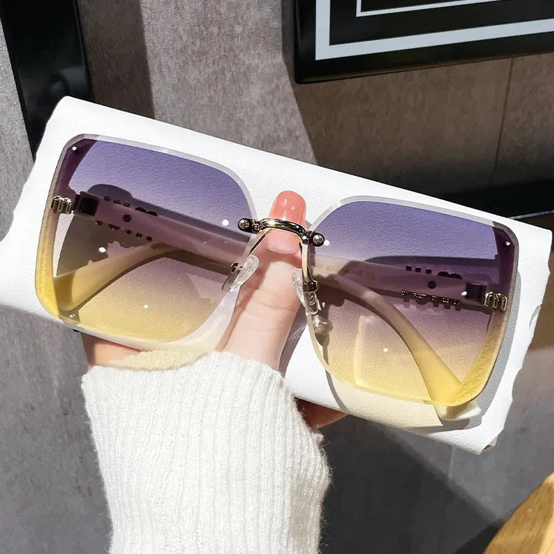 New Fashion Cool Sunglasses Women Luxury Brand Letters Anti Strong Light Vintage Rimless Sun Glasses Ladies Gafas UV400